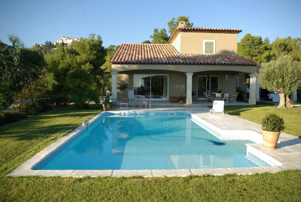 Villa Et Piscine Au Jardin Typique Mediterraneen Carros Exterior foto